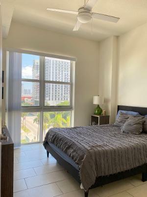 Apartamento Spacious Waterfront 2bed Apt. W With Stunning City View