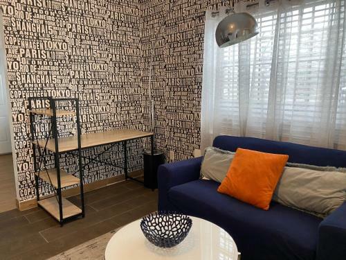 Charming Big Modern Apt 1/1 Garden Style Building 7020 #1