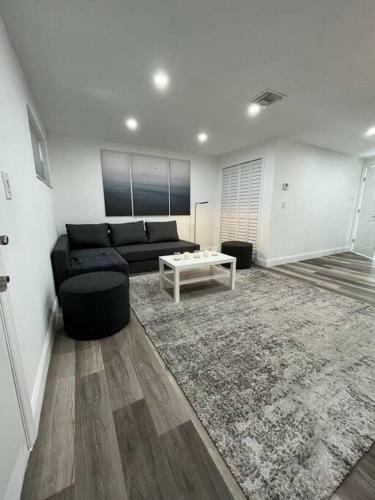 Reach-miami Hosting: Luxury Apartment Near Brickell