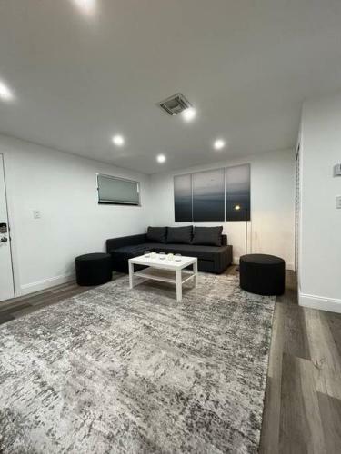 Reach-miami Hosting: Luxury Apartment Near Brickell