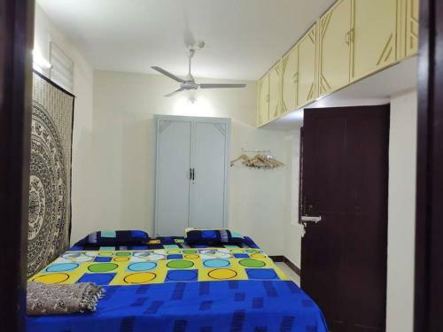 Apartamento Lovely Flat With AC Bedroom And Attached Bathroom