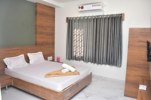 Hostal Hotel Sai Sunandan