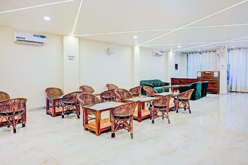 Hotel Capital O 89300 Vansh International