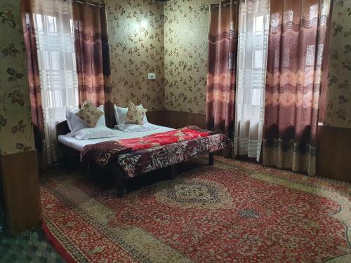 Hotel Wazir Palace