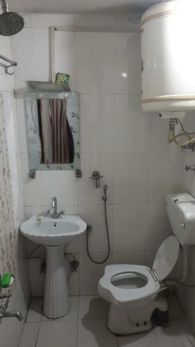 Hostal Lake Boulevard Guest House