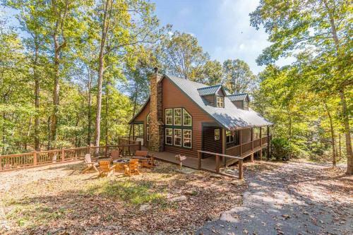 Villa Cozy Creekside Log Cabin W Firepit, Hot Tub, Wifi