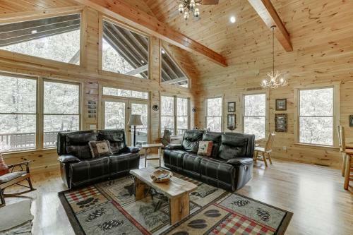 Villa Cabin Near Helen, Ga Hot Tub & Firepit