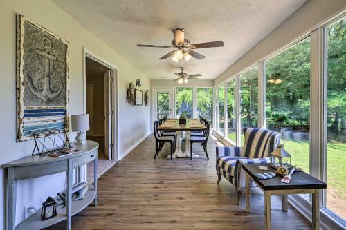 Lakefront Eatonton Escape With Bonus Guesthouse