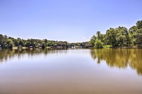 Lakefront Eatonton Escape With Bonus Guesthouse