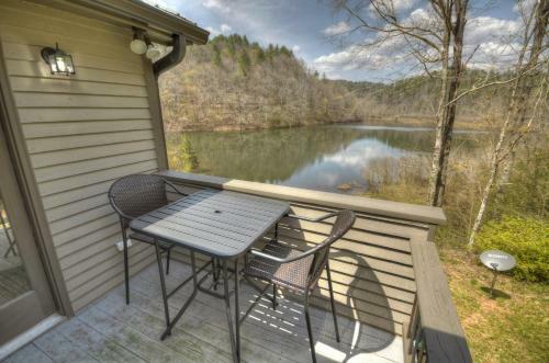 New Heaven Bound Pristine Private Lake Frontage