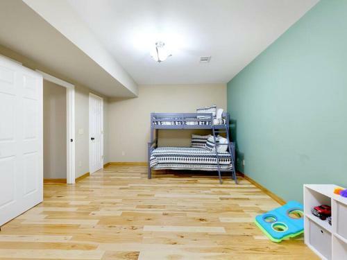 Deer Ridge! - Loft & Fire Pit - Pet Friendly