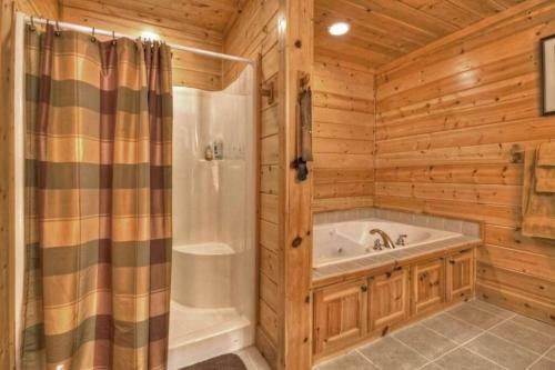 Noah's Ark Cozy Cabin