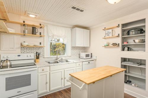 Lucky's Cottage