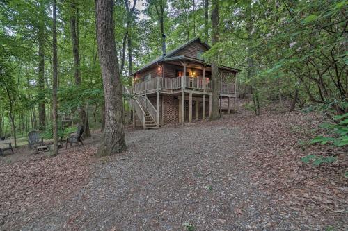 Tranquil Nw Georgia Cabin With Private Hot Tub