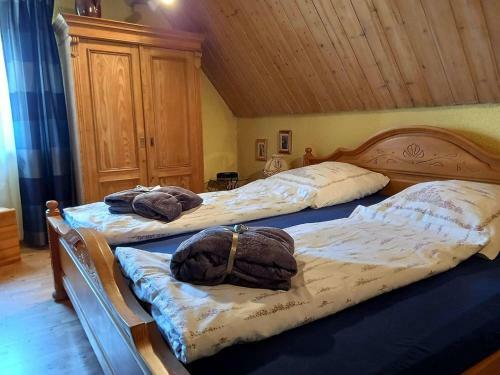Regal Holiday Home In Geroldsgr�n With Garden