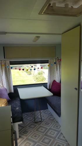 Oakside Campsite