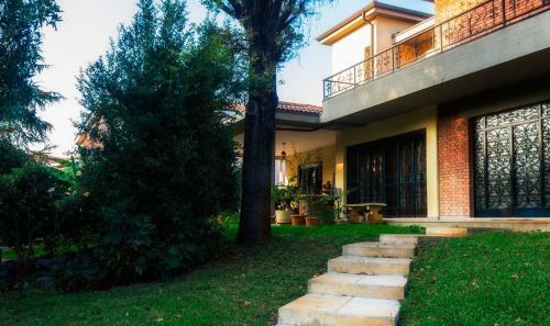 B&B Bhakti