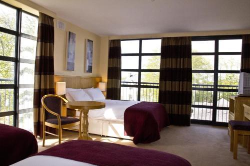 Sean Ogs Hotel