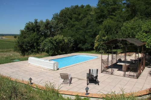 Hostal Chambre Du Pigeonnier Avec Acc�s Piscine !