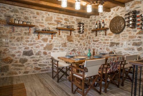 Villa Karyoupolis Lounge Cave House