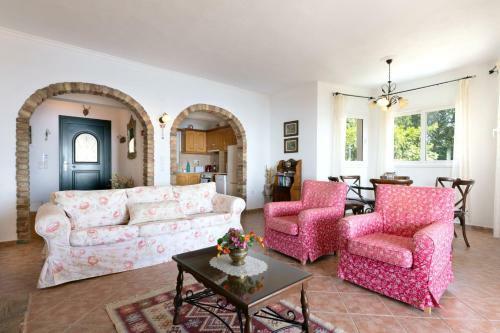 Villa Astarti By Villa Plus