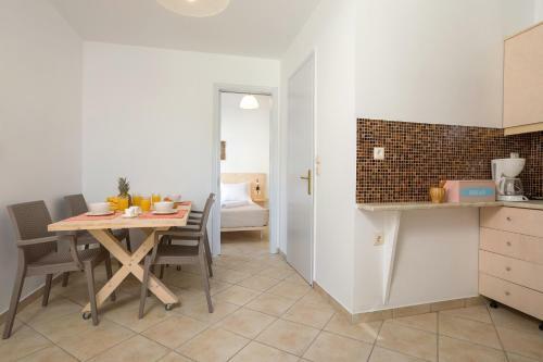 Icabaru Zante Holiday House