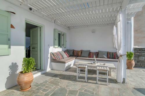 Villa L�fos - Jacuzzi And View