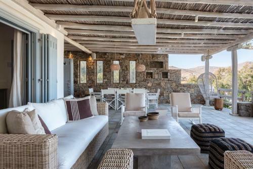 Villa & Bungalow On Sea, Saint Anna Beach