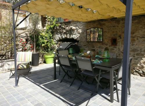 Maison Avec Piscine En Plein Centre Historique