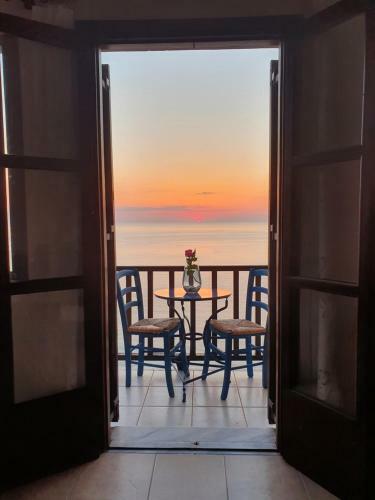 Endless Blue Home