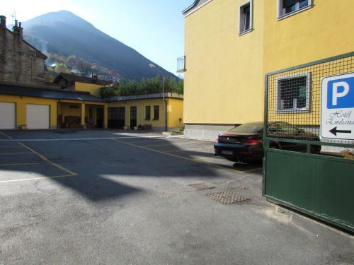 Hotel Emiliana