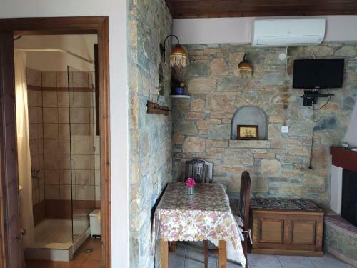 Hostal Maistros Studios
