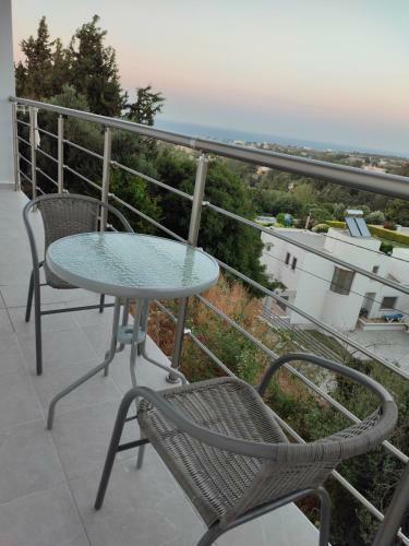 Katakos Deluxe Apartment With Sea & Mountain View