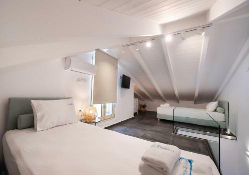 Endless Blue Junior Suite
