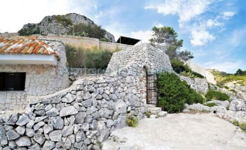 H202 Casa In Pietra Sulla Scogliera Adriatica