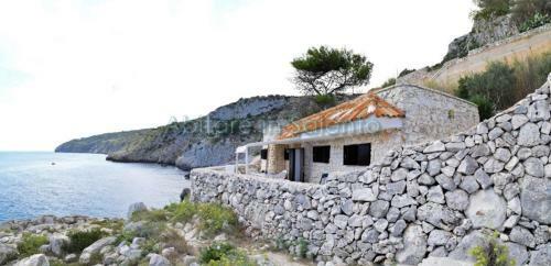 H202 Casa In Pietra Sulla Scogliera Adriatica