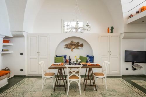 H241 Independent With Terrace Overlooking The Sea
