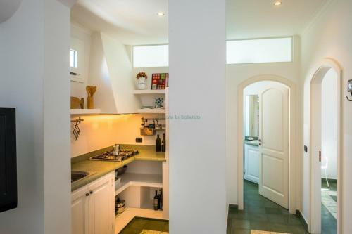 H241 Independent With Terrace Overlooking The Sea