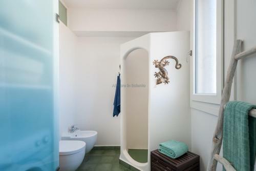 H241 Independent With Terrace Overlooking The Sea