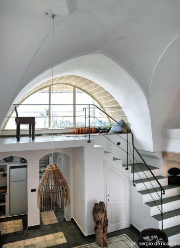 H241 Independent With Terrace Overlooking The Sea