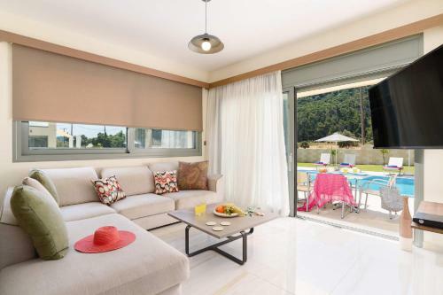 Villa Paleos Hillside By Villa Plus
