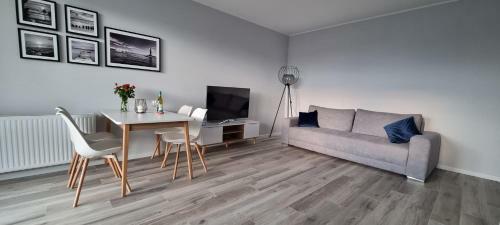 Apartament Antracytowy Gdynia Beauforta