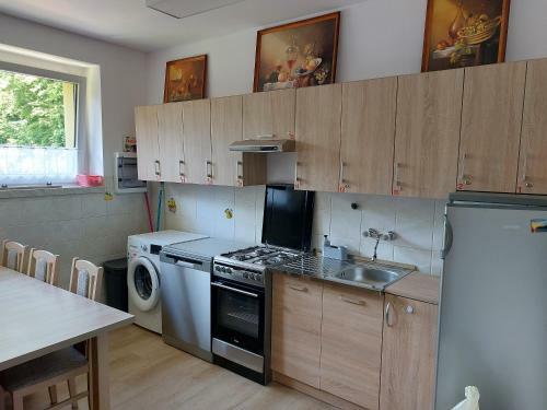 Bed & Breakfast O?rodek Ankar