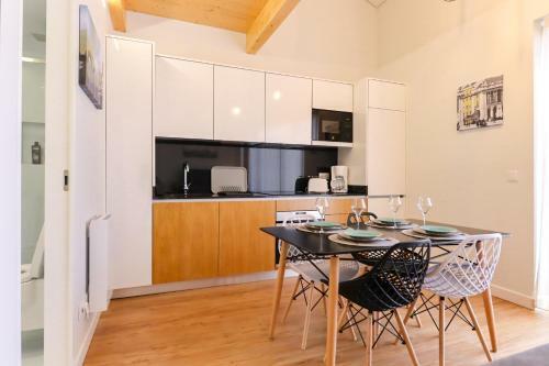 Apartamento Coutinho - Centro Cidade Com Varanda