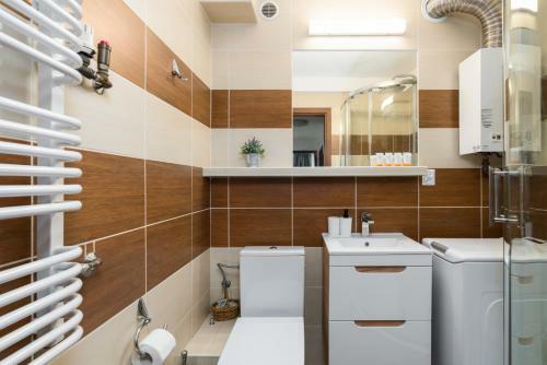 Apartment Pozna? D?browskiego By Renters