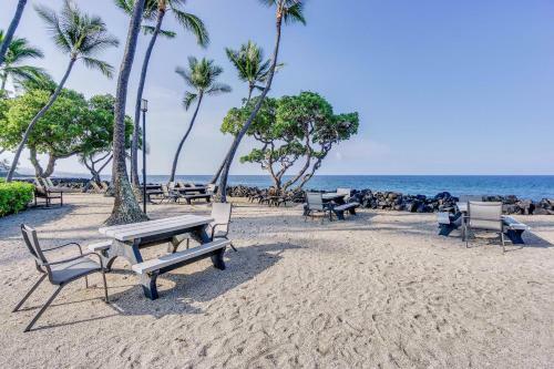 Kona Isle #b25