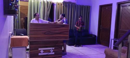 Hostal Hotel Royal