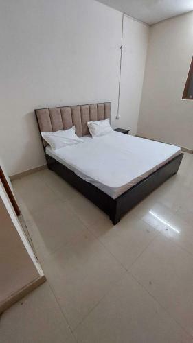 Oyo 91465 Hotel Moonlight