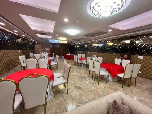 Hotel Mithila Residency Noida - Couple Friendly Local Ids Accepted