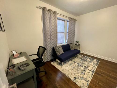 Luxury Modern 3- Bedroom Apartment In Chicago